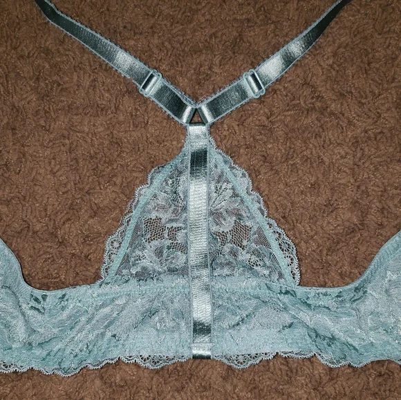 Adore Me Light Blue Lace Bra 40C - Picture 2 of 7